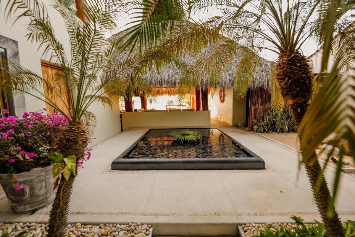 Dream Villa With Private Beach And Catering 지와타네호 외부 사진