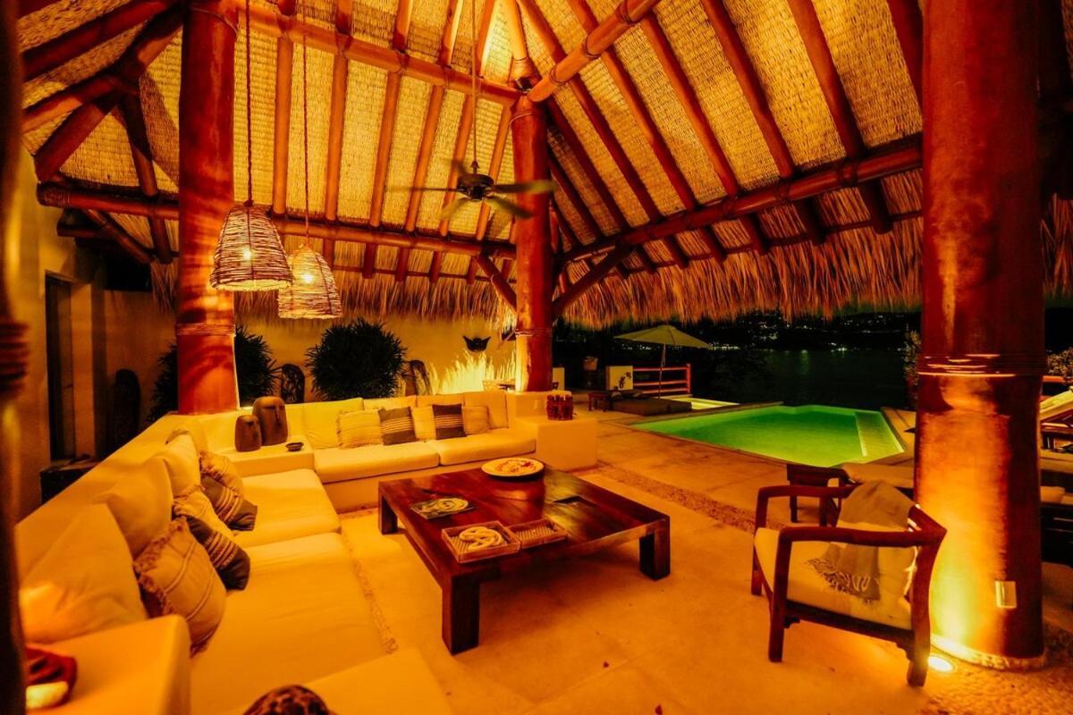 Dream Villa With Private Beach And Catering 지와타네호 외부 사진